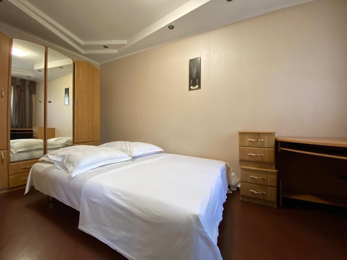 2-Bedroom Apartment Most City Center Area Dnipro Exterior foto