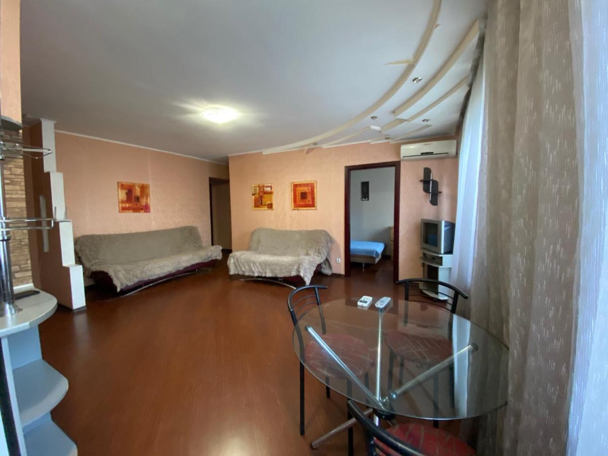 2-Bedroom Apartment Most City Center Area Dnipro Exterior foto